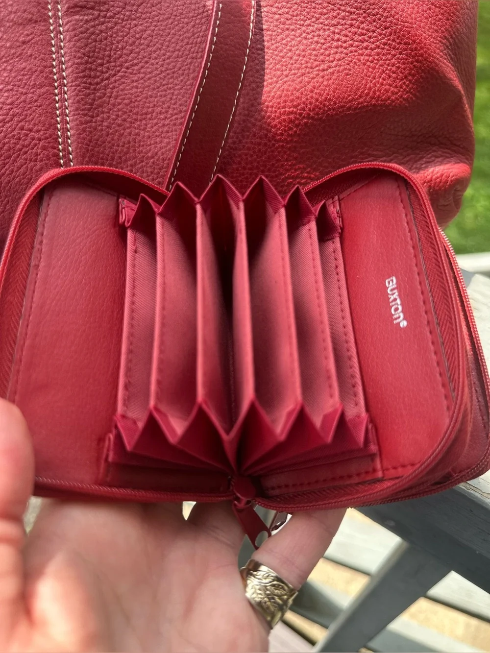 BUXTON 100% Leather Red Madison Commuter Expandable Computer Bag + WALLET Travel
